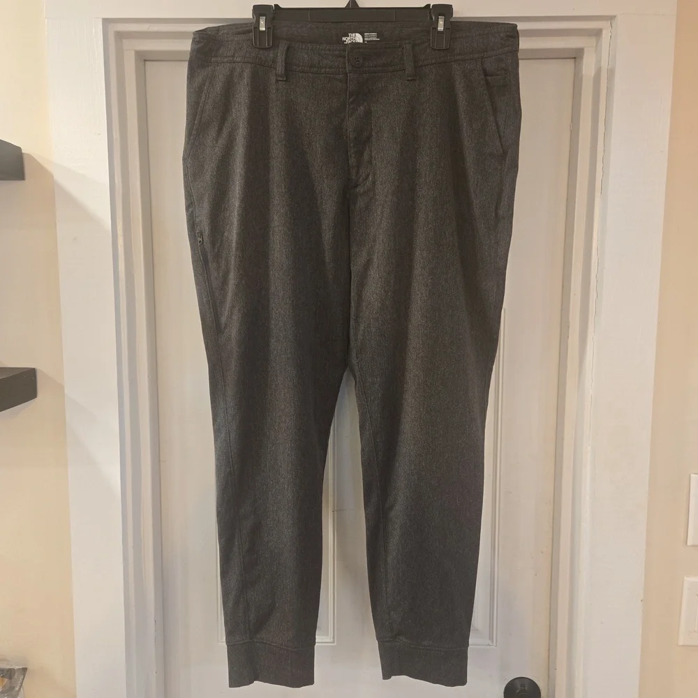 The North Face Outdoor Hiking Activewear Jogger Pants Heather Gray Size 38